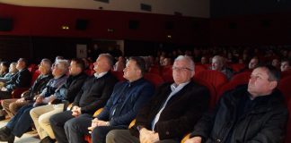 Premijera filma “Huda jama-strogo čuvana tajna” izazvala veliki interes glinske publike