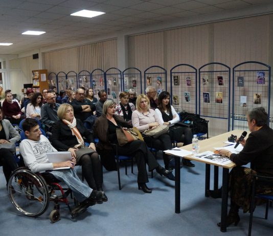 U Glini održana tribina o nasilju nad ženama u obitelji