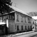 Kuća u Hrvtaskoj ulici u Glini