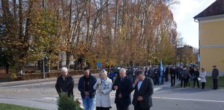 Povodom Svih svetih kod “Suze” u Glini položeni vijenci i upaljene svijeće