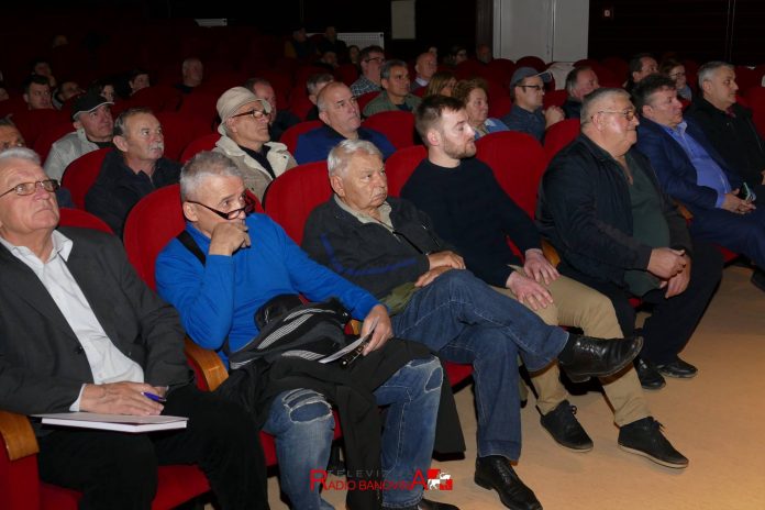 27912455_170342603594082_1749273782991895766_o (1)