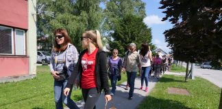 Glinjani ‘Hodom za obrazovanje’ prikupili sredstva za obrazovanje siromašne djece