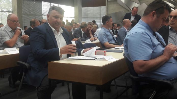 IMG-59b3554ee5c624083e0f9b05e218025f-V