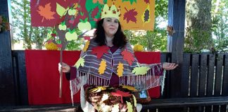 Kraljica jeseni Jesenka stigla u Glinu i družila se s vrtićancima