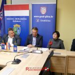 kuća hrvatske himne glina