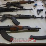 Policija kod 64-godišnjaka pronašla arsenal oružja