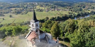 VIDEO Srušena kapela Presvetog Trojstva u Slatini Pokupskoj