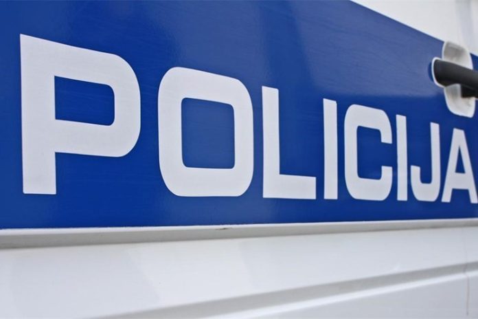 policija
