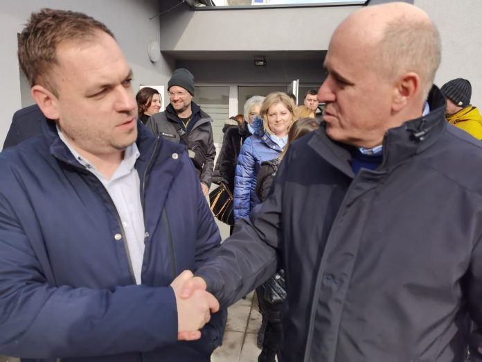 1973fc4a-a9b6-40fa-8e6b-257a6b441085