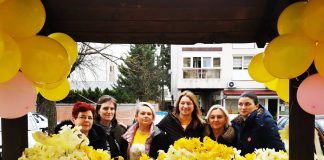 FOTO: U Glini obilježen Dan narcisa