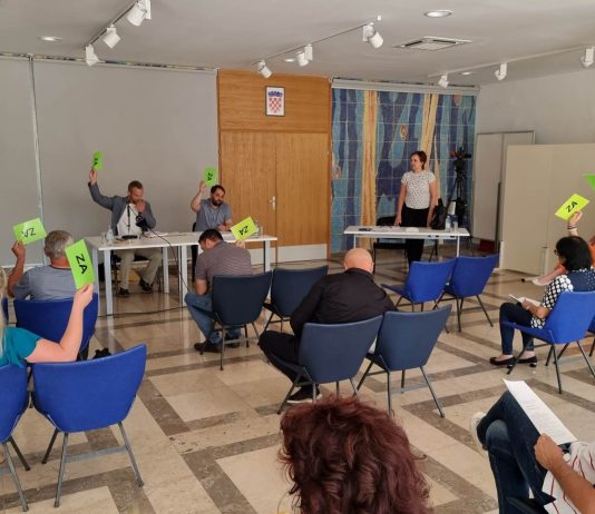 VIDEO Aktualni sat 13. sjednice Gradskog vijeća Grada Gline