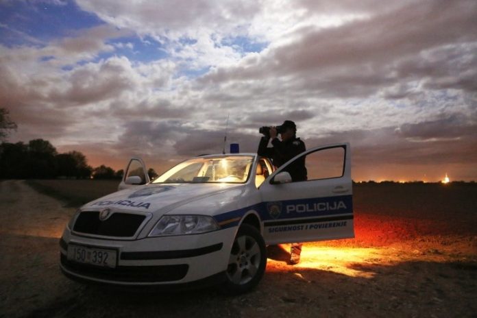 policija teren migranti granica