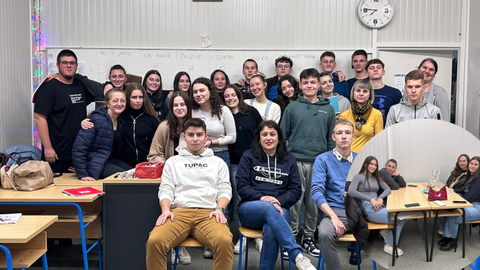 Dizajn bez naslova (89)