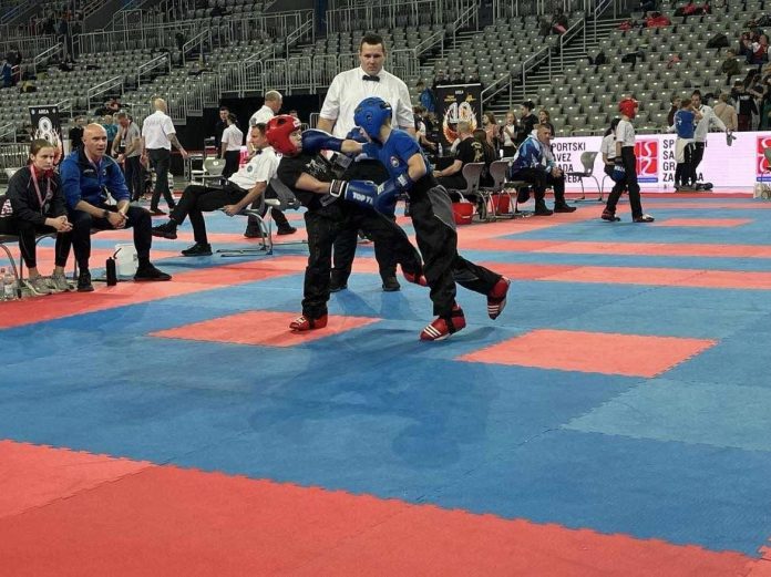 428709403_879049940684183_9004955951538507189_n