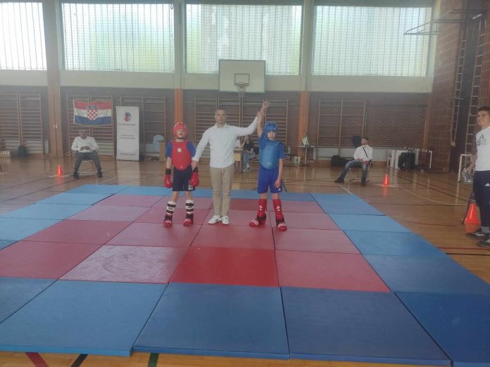 435076257_910487947540382_4544459575110191656_n