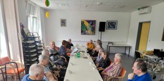 Knjižnica i čitaonica Glina za štićenike Doma za starije osobe Glina