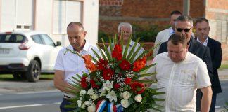 Jukinac se sjeća svojih heroja: Poginulom branitelju Darku Liscu, suborcima i civilnim žrtvama rata odana počast