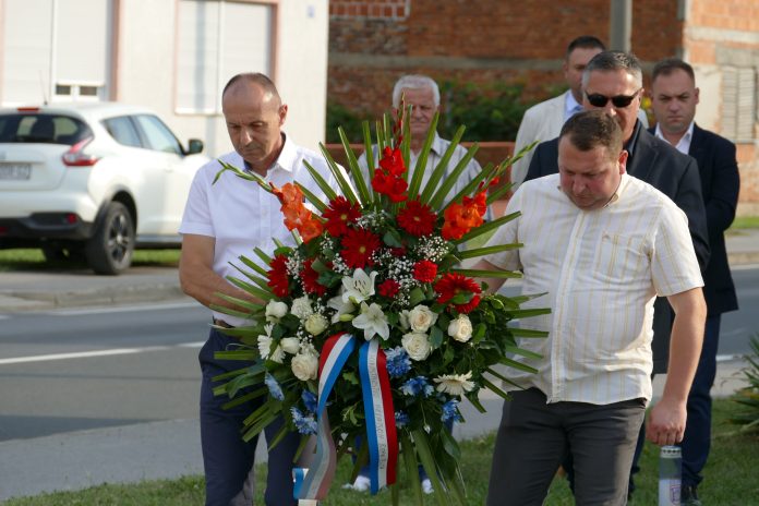 e14cc9d0-04d3-442d-99cd-f82fe109b1ab