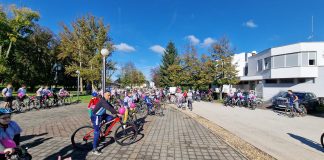 Biciklijada “Pedalu okreni, sebe pokreni” u Glini: Vožnja za plemeniti cilj i podršku ženama oboljelima od raka dojke