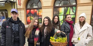 Dan mimoza u Glini: Edukacija i podrška za očuvanje zdravlja žena