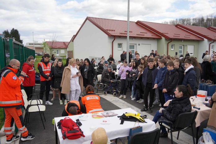 489043934_1195249252013001_3099828794060854599_n